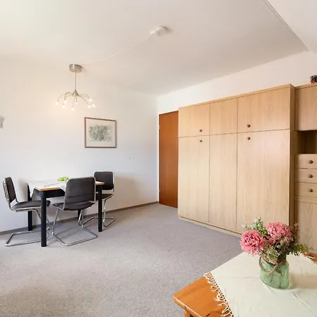Apartment Sommerweg 17 Ii *